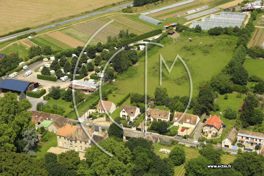 Photo arienne de Boissy-sous-Saint-Yon (Ferme des Tourelles)