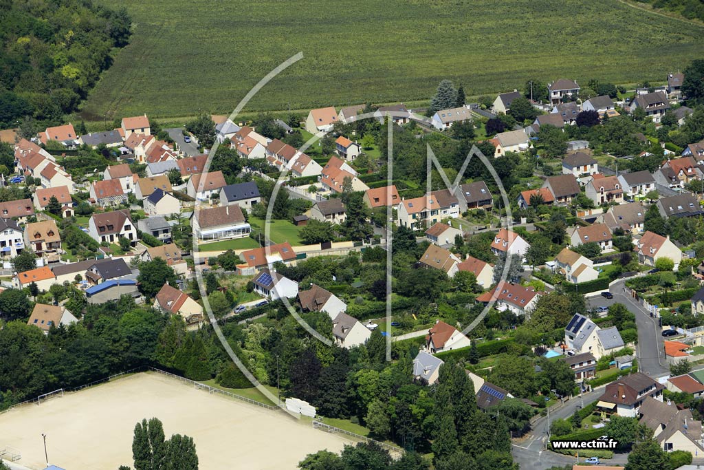 Photo arienne de La Ville-du-Bois (la Fosse aux Moines)