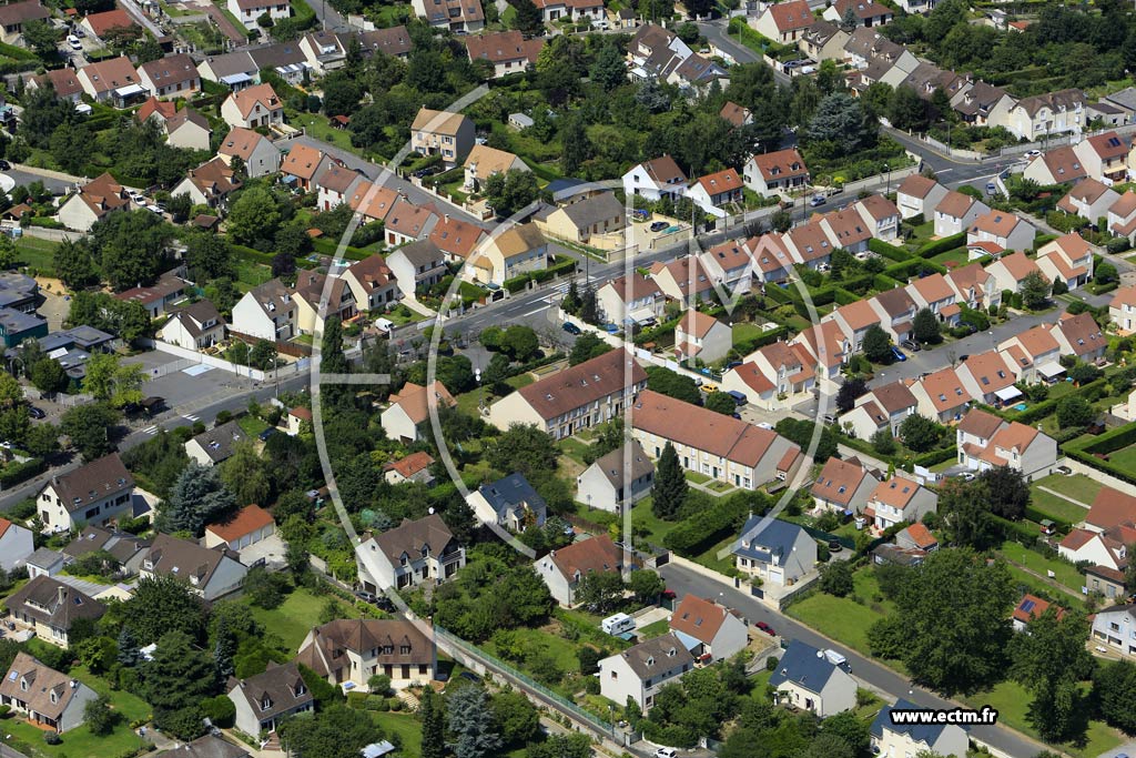 Photo arienne de La Ville-du-Bois (les Bas Rochers)
