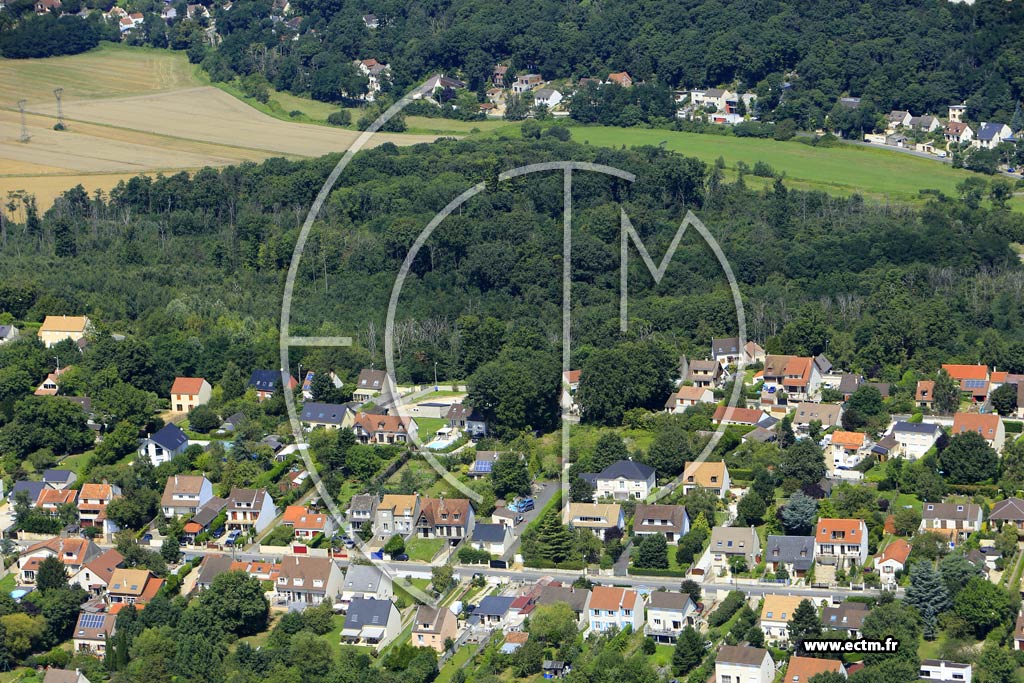 Photo arienne de La Ville-du-Bois (les Joncs Marins)