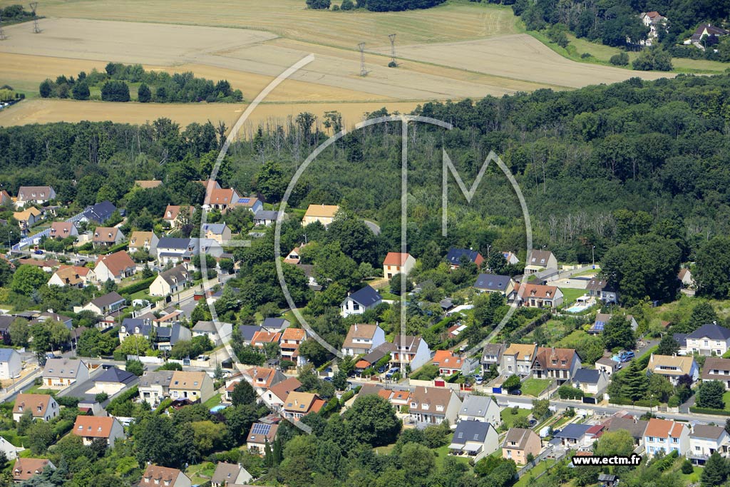 Photo arienne de La Ville-du-Bois (les Joncs Marins)