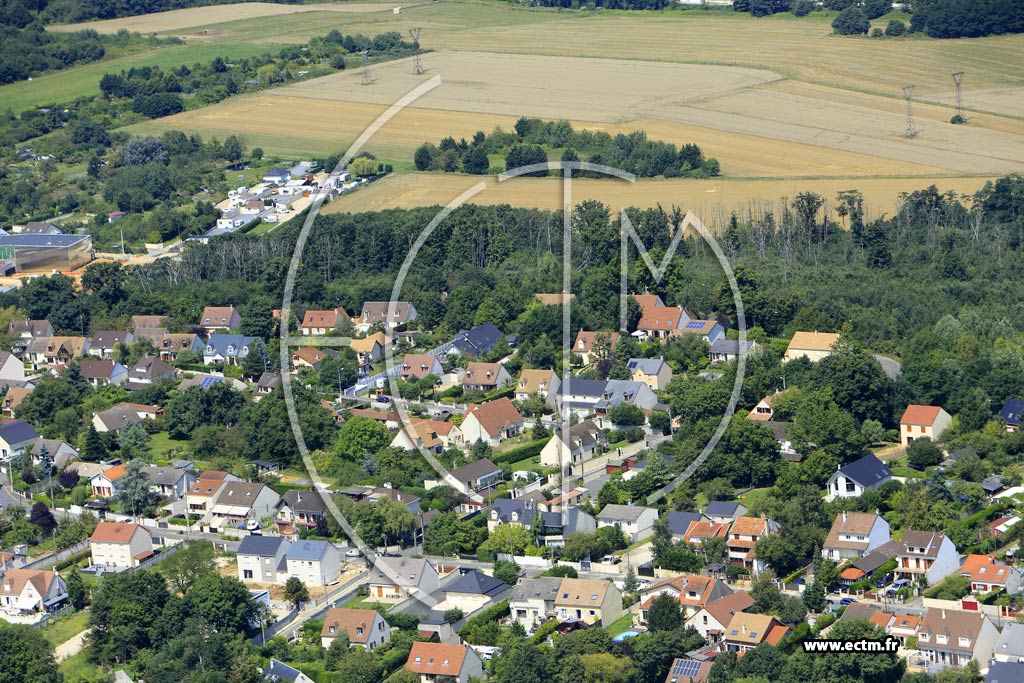 Photo arienne de La Ville-du-Bois (les Joncs Marins)