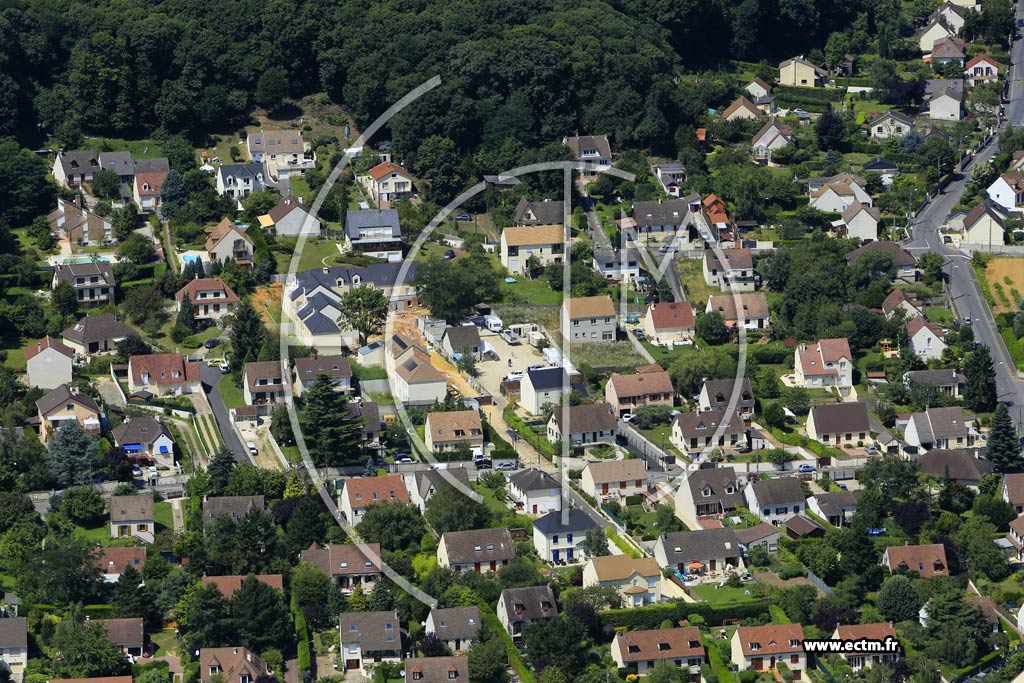 Photo arienne de La Ville-du-Bois (les Valles)