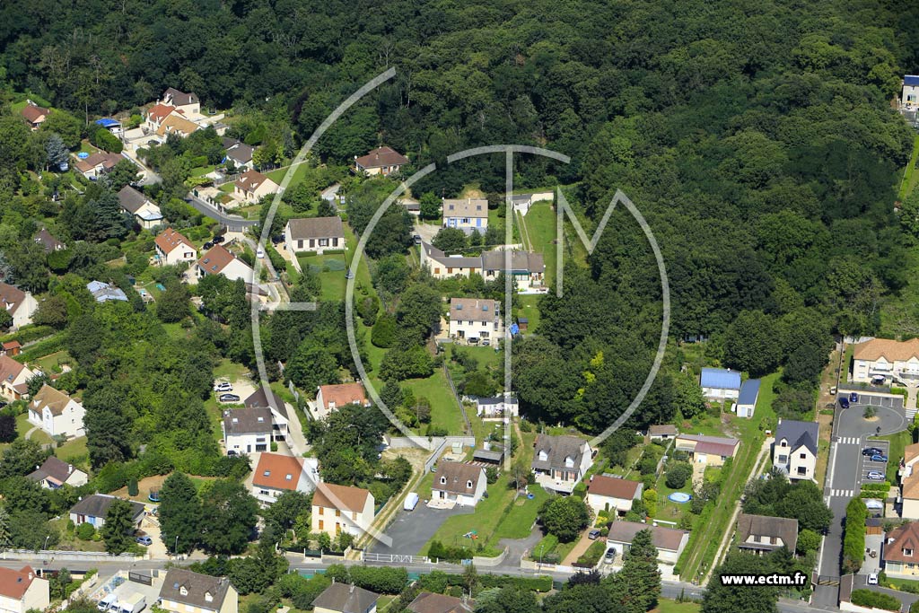 Photo arienne de Linas (les Roches)