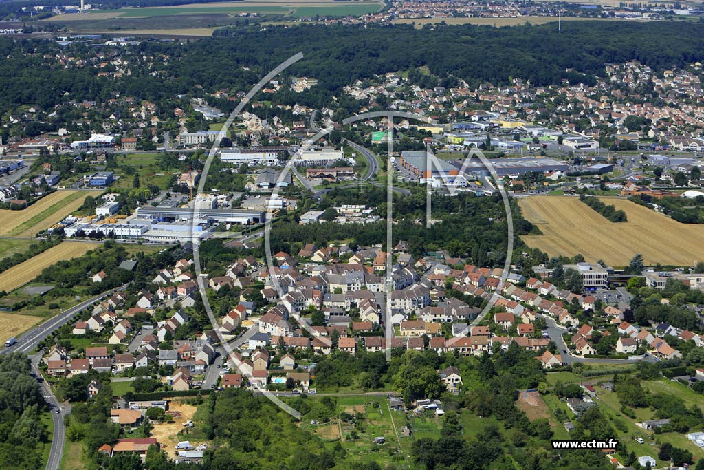 Photo arienne de Longpont-sur-Orge (Butte du Moulin  Vent)