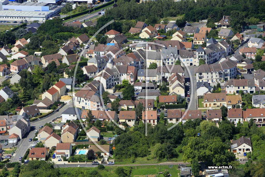 Photo arienne de Longpont-sur-Orge (Butte du Moulin  Vent)