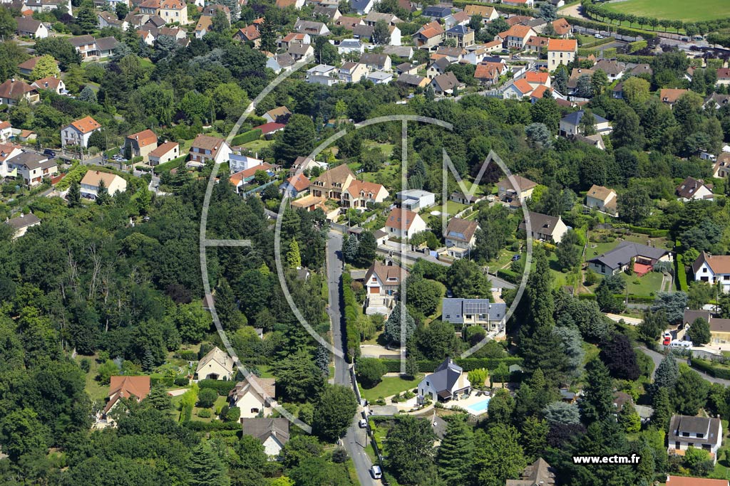 Photo arienne de Montlhry (le Coupendeau)