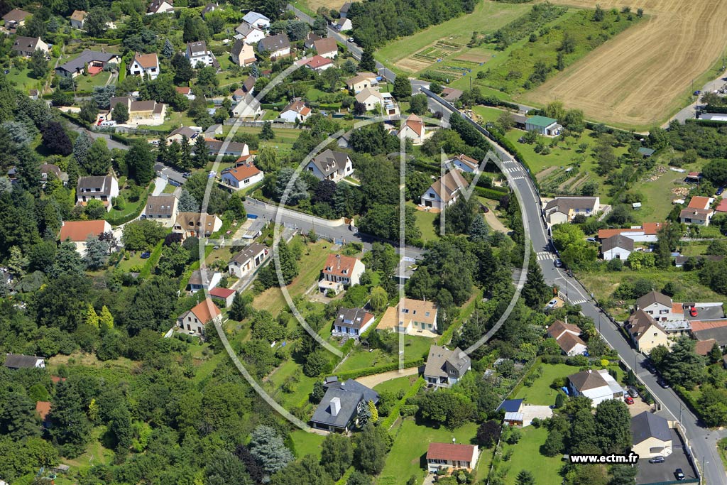 Photo arienne de Montlhry (le Coupendeau)