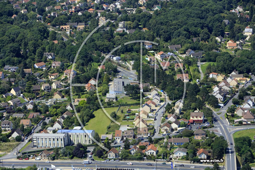 Photo arienne de Montlhry (les Larris)