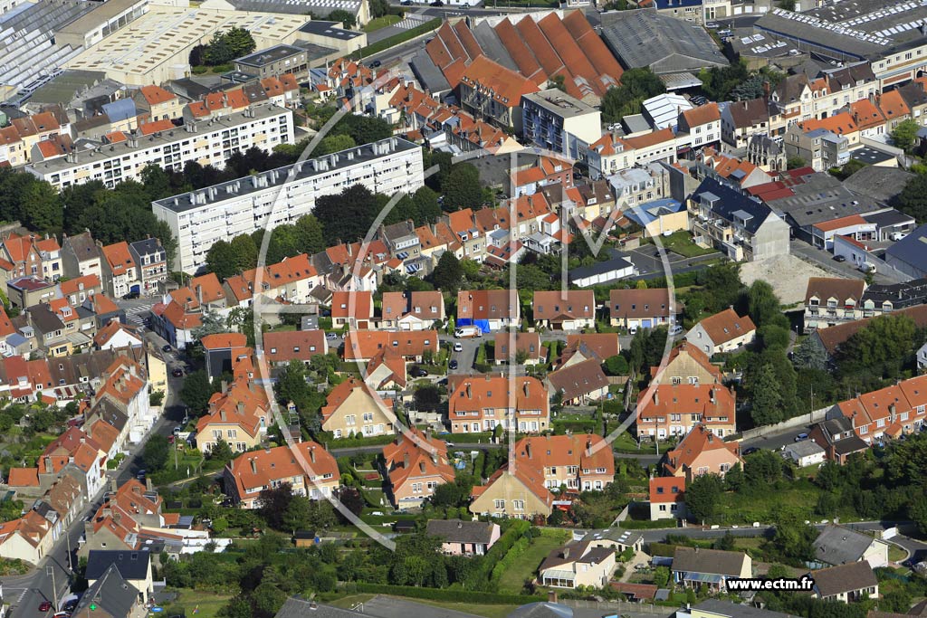 Photo arienne de Boulogne-sur-Mer (la Madeleine)