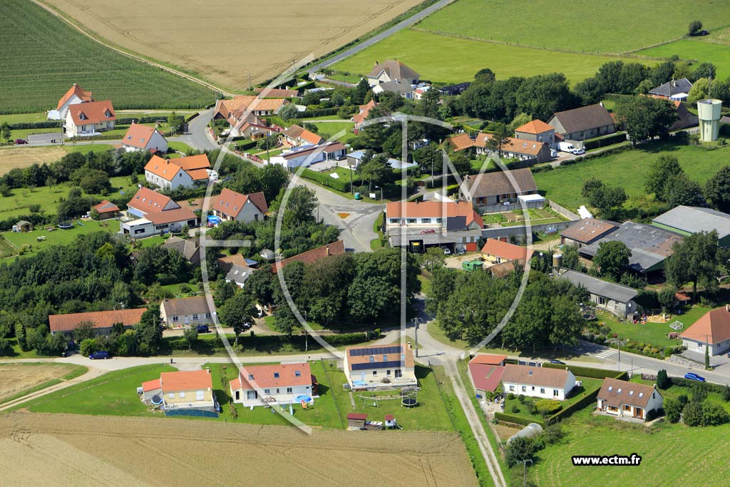 Photo arienne de Halinghen (le Haut Pichot)