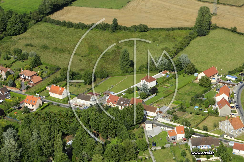 Photo arienne de Hesdin-lAbb (le Mont Pourri)