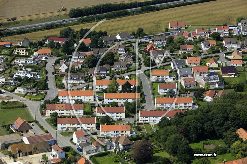 Photo arienne de Marquise (le Champs d'Asile)