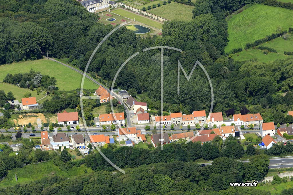 Photo arienne de Wimille (Chteau Valembrune)