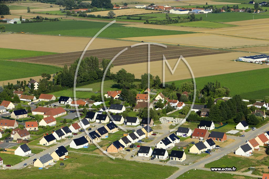 Photo arienne de Ardres (Avenue de Calais)