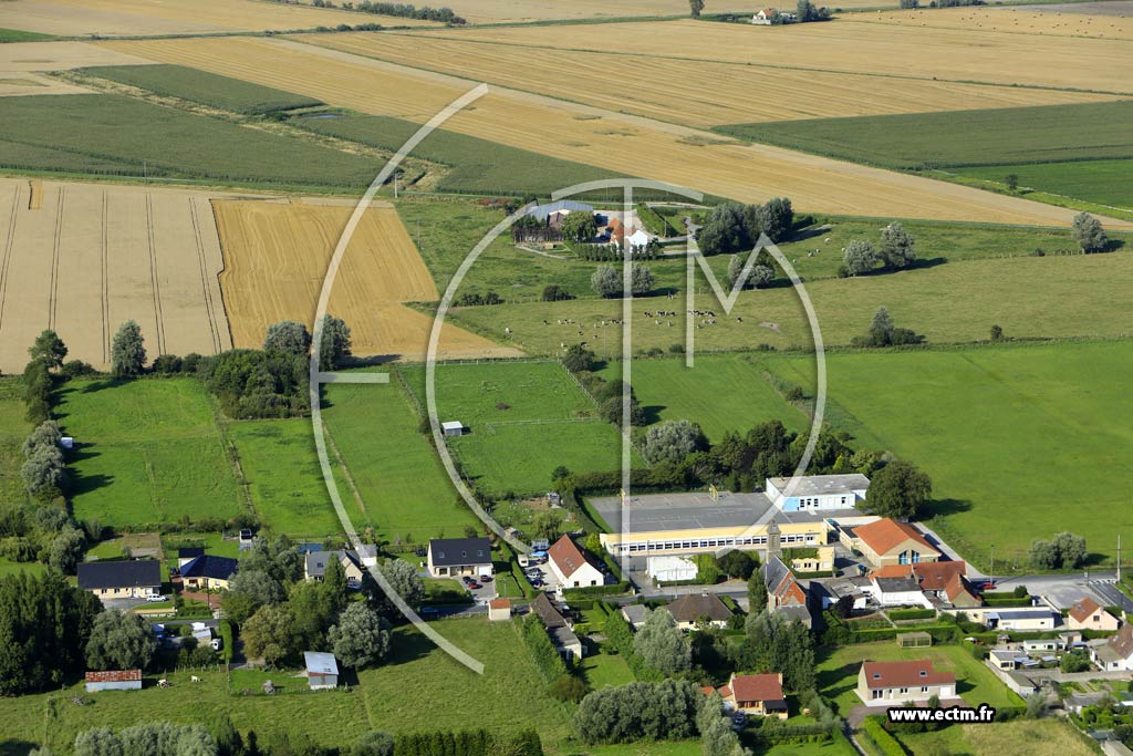 Photo arienne de Gunes (Le Marais de Gunes)