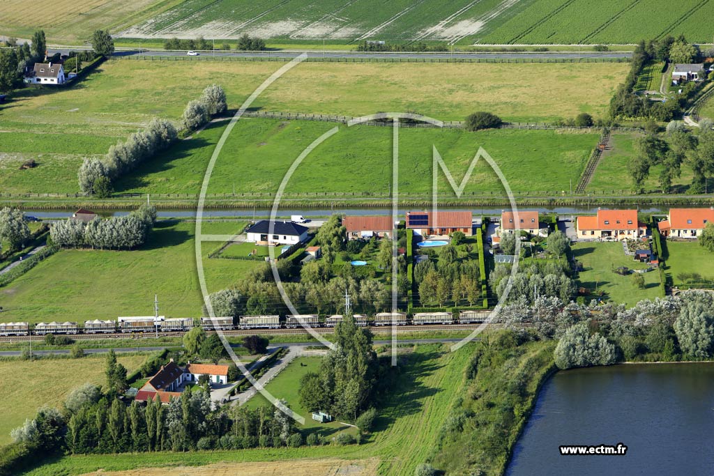 Photo arienne de Les Attaques (Le Pont d'Ardres)