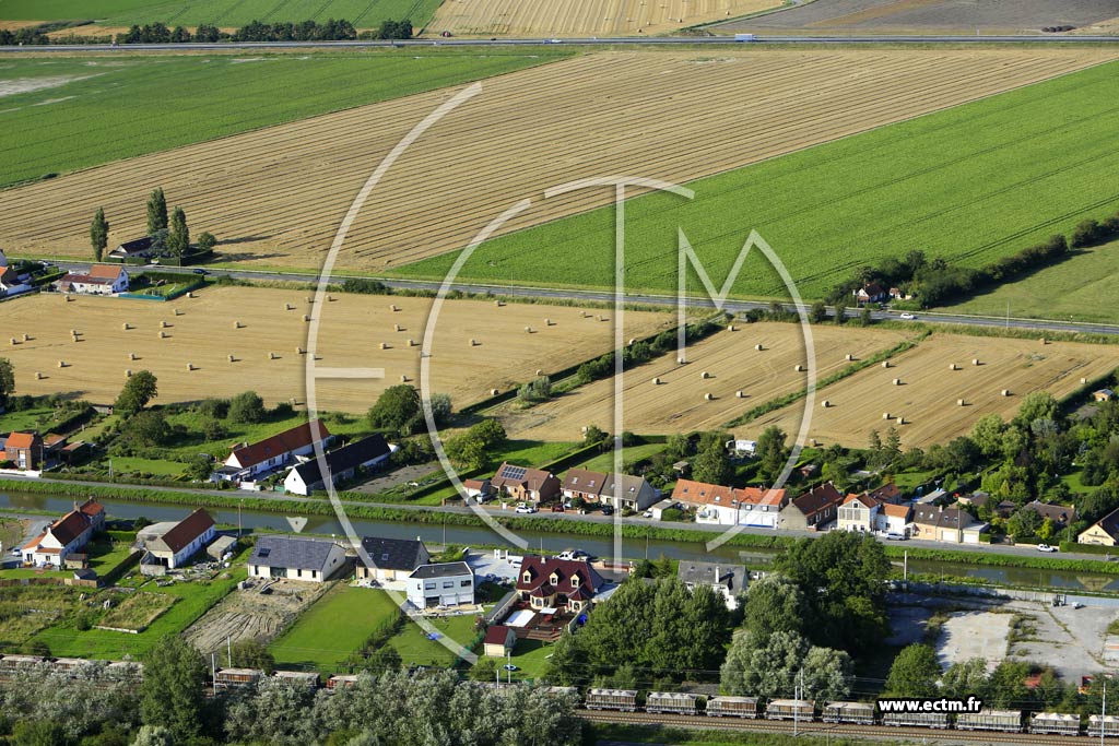 Photo arienne de Les Attaques (Le Pont d'Ardres)