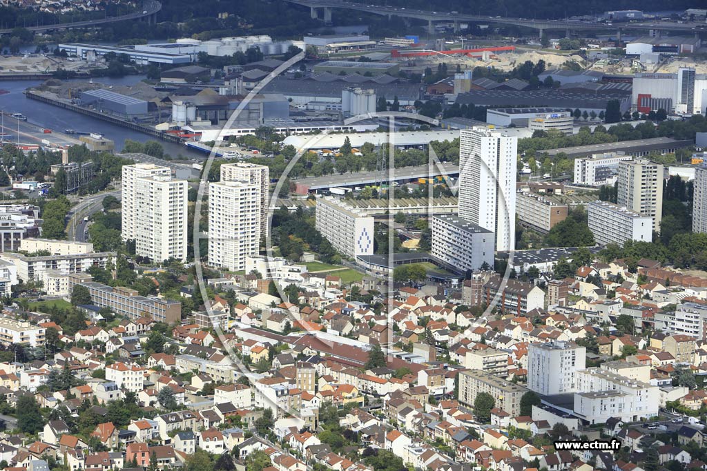 Photo arienne de Colombes (les Fosss Jean)