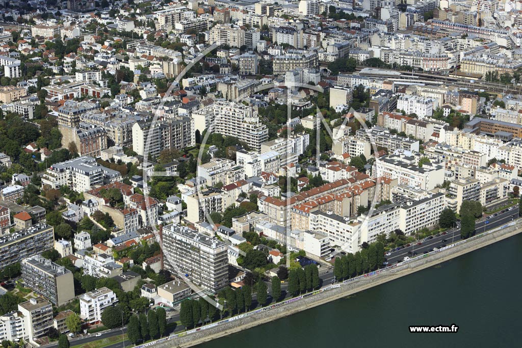 Photo arienne de Courbevoie (Bcon les Bruyres)