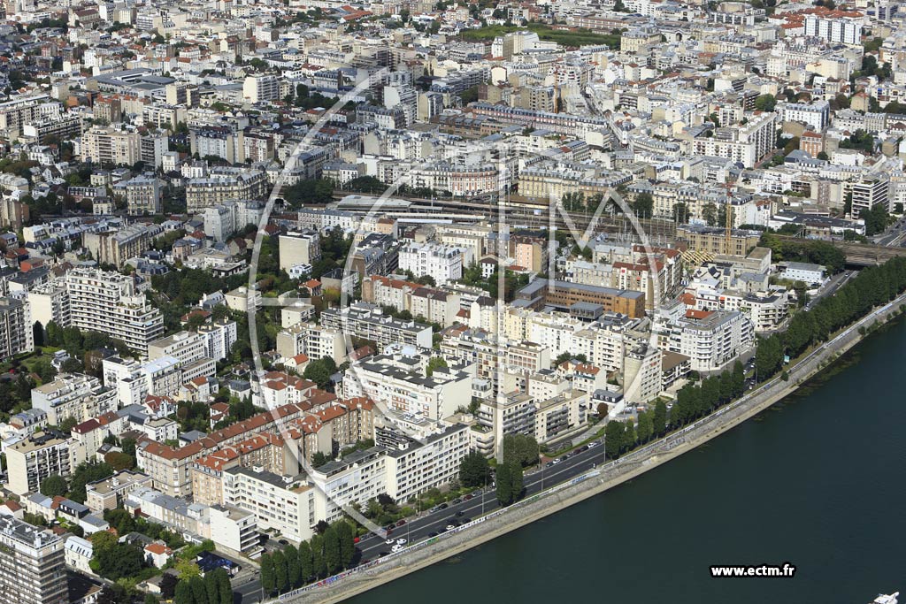 Photo arienne de Courbevoie (Bcon les Bruyres)