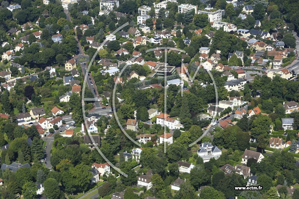 Photo arienne de La Celle-Saint-Cloud (la Feuillaume)