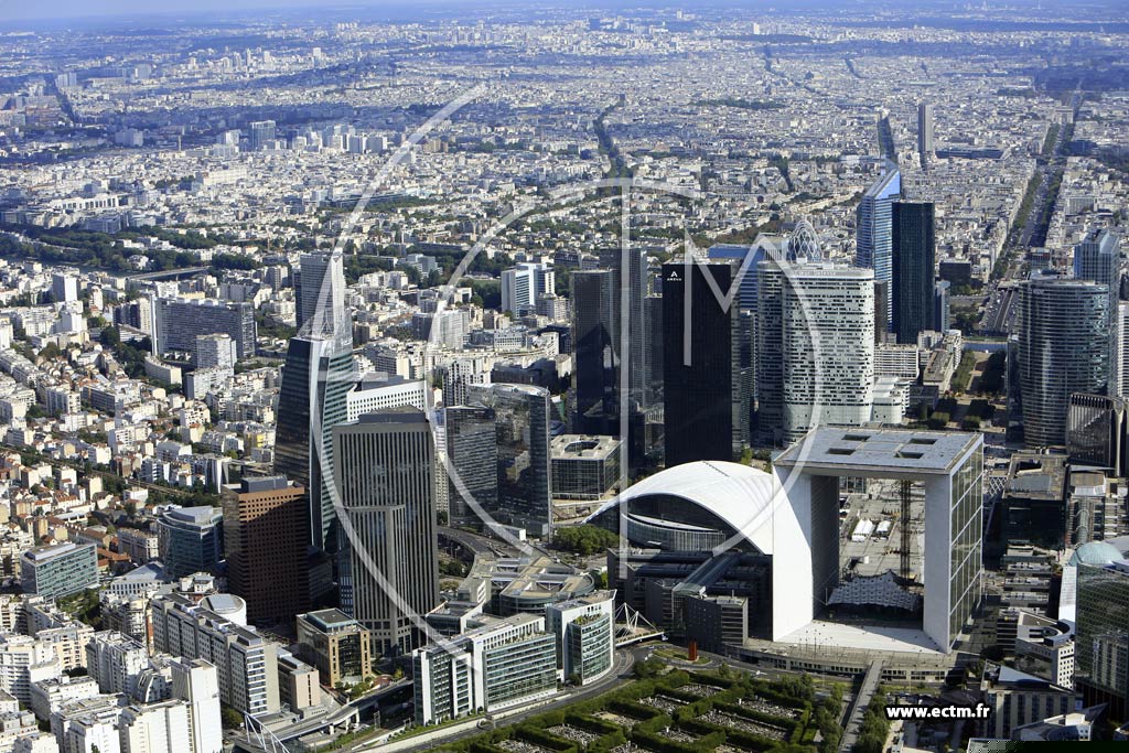 Photo arienne de Nanterre (la Dfense)