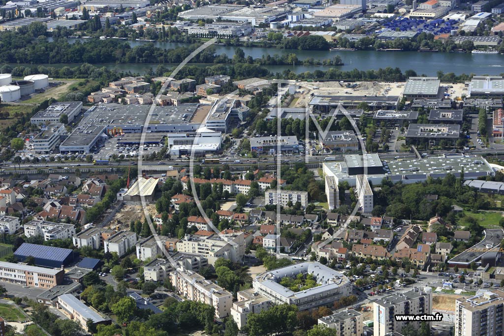 Photo arienne de Nanterre (le Petit Nanterre)