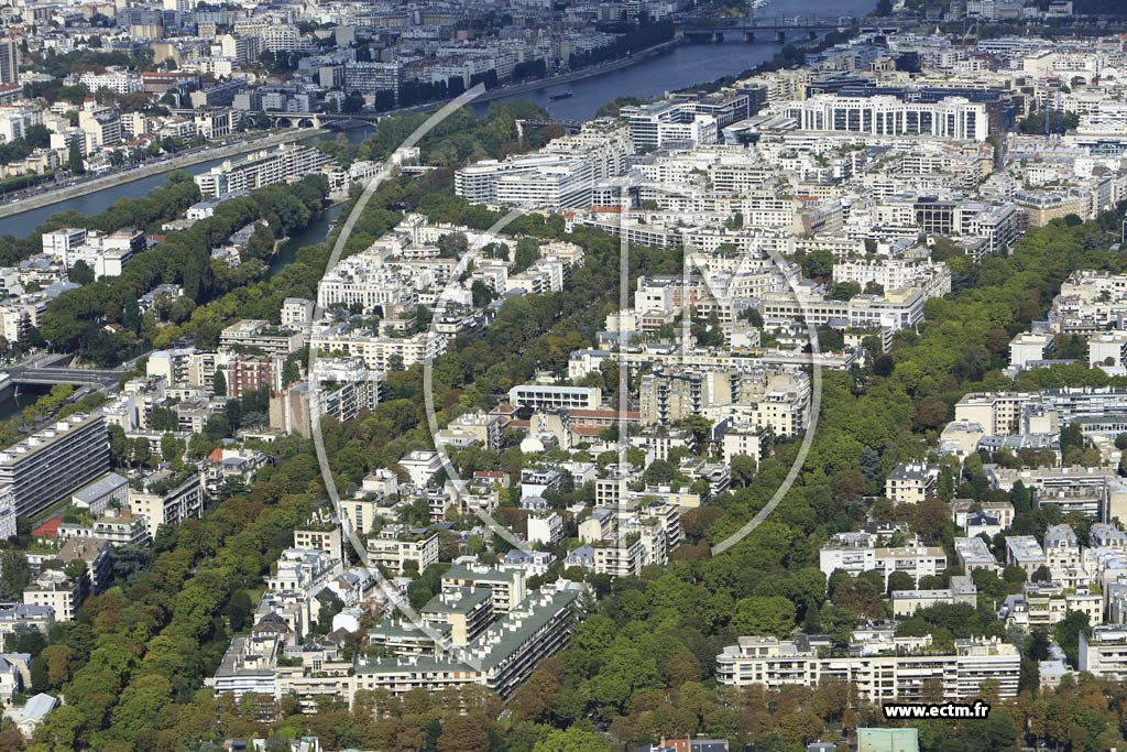Photo arienne de Neuilly-sur-Seine (Quartier Saussaye)