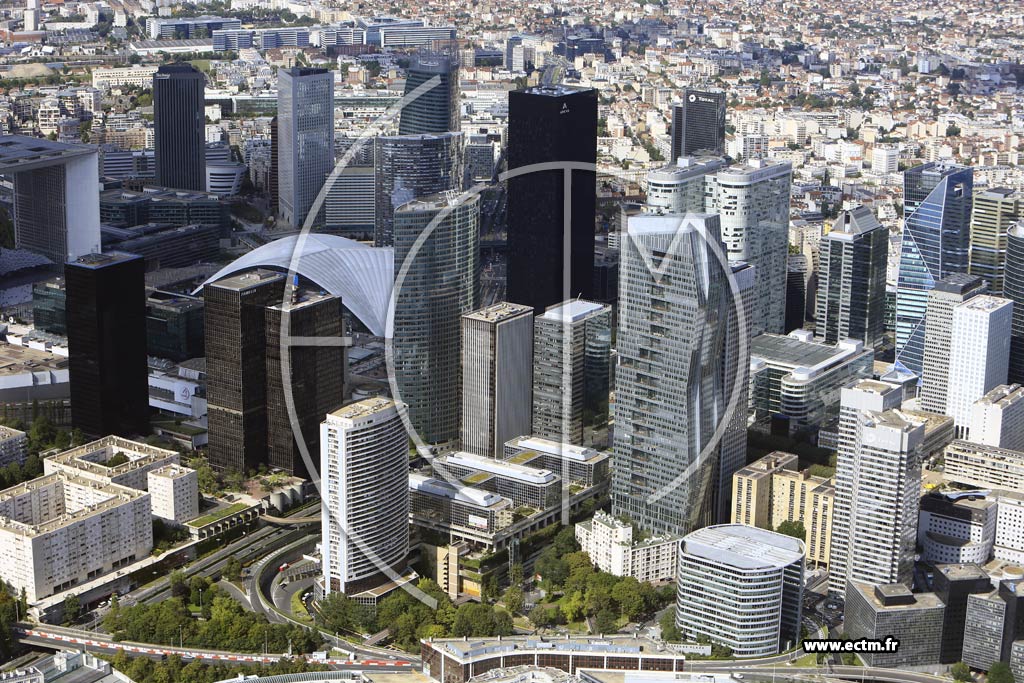 Photo arienne de Puteaux (la Dfense)