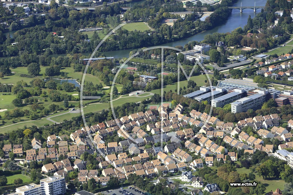 Photo arienne de Rueil-Malmaison (Quartier du Golf)