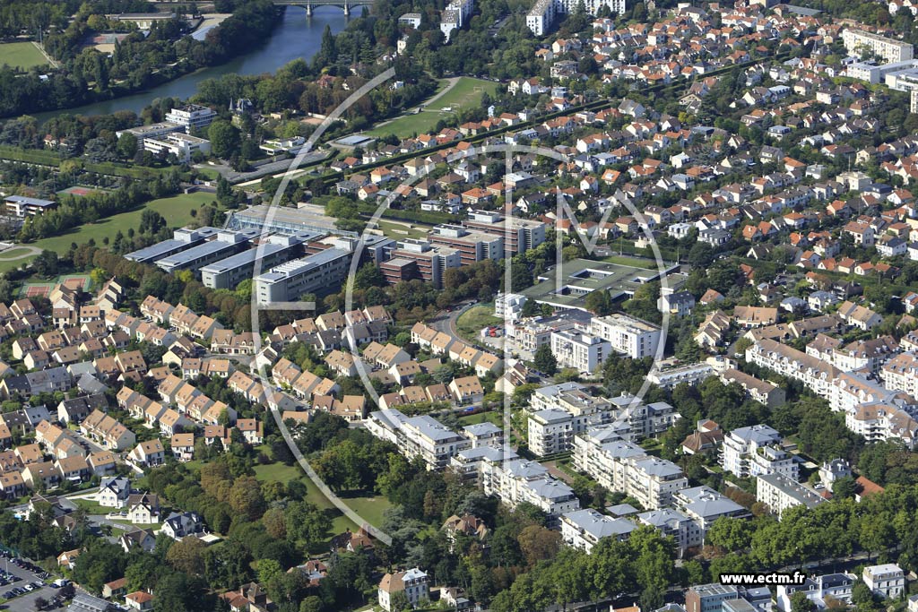 Photo arienne de Rueil-Malmaison (Quartier du Golf)