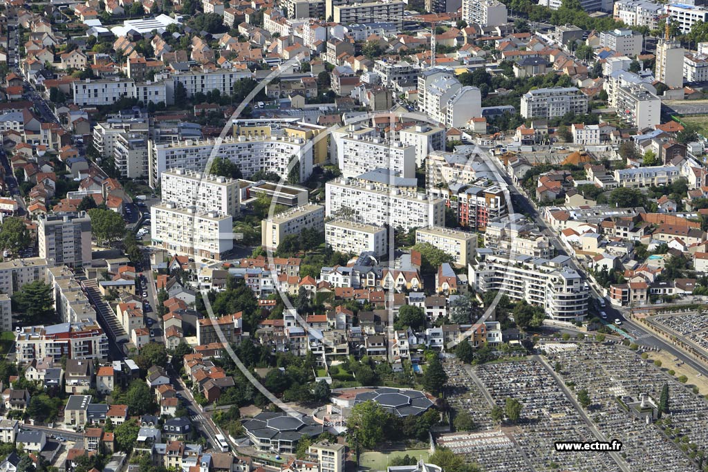 Photo arienne de Suresnes (les Bas Rogers)
