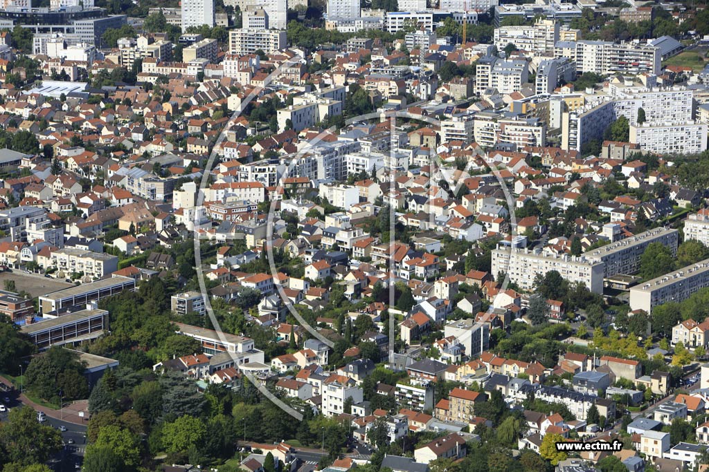 Photo arienne de Suresnes (les Trs Bourgeois)