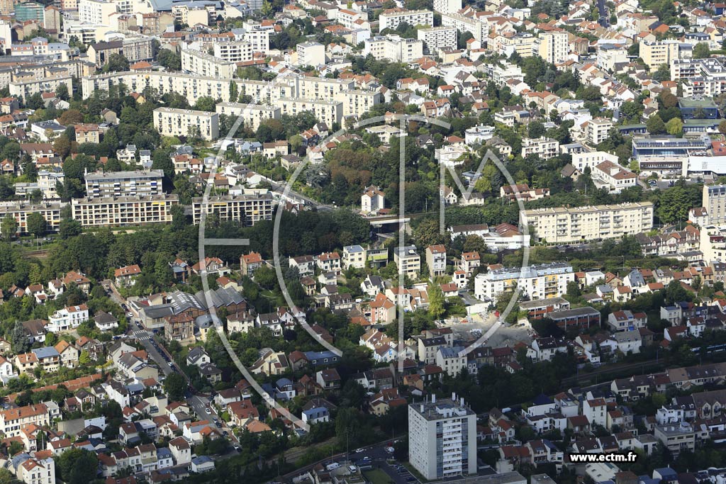 Photo arienne de Suresnes (Quartier de la Rue Fernand Forest)