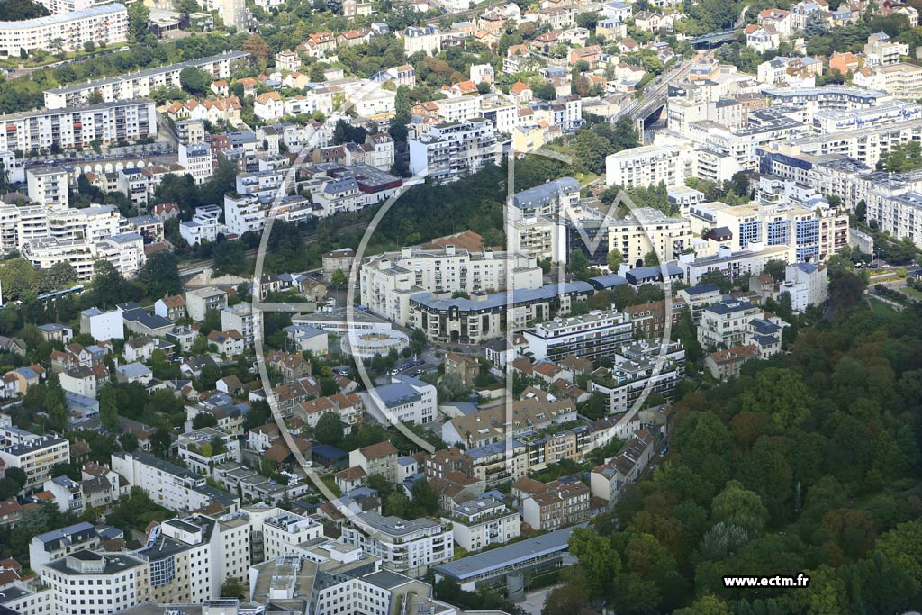 Photo arienne de Suresnes (Quartier du Parc du Chteau)