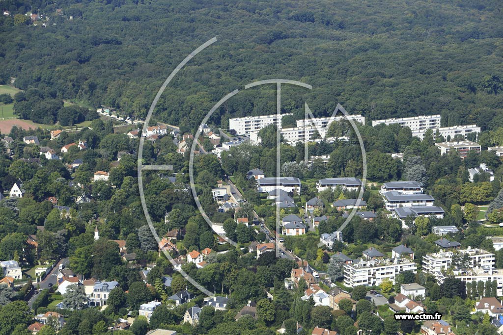 Photo arienne de Vaucresson (le Plateau de Cazes)