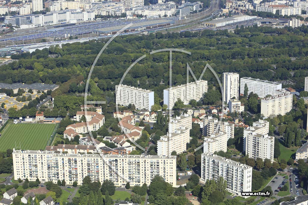 Photo arienne de Bagneux (Garlande)