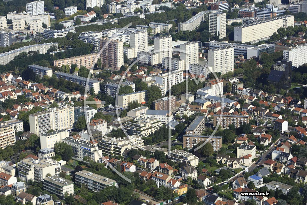 Photo arienne de Bourg-la-Reine (Mirebeau)