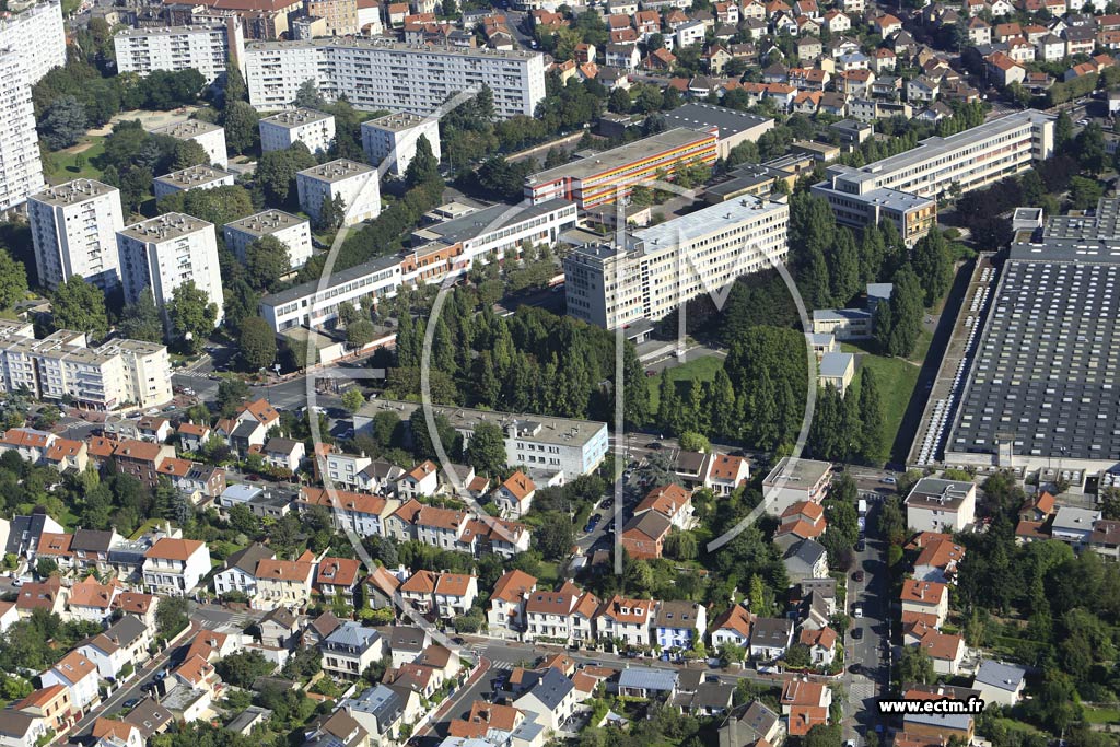 Photo arienne de Bourg-la-Reine (Mirebeau)