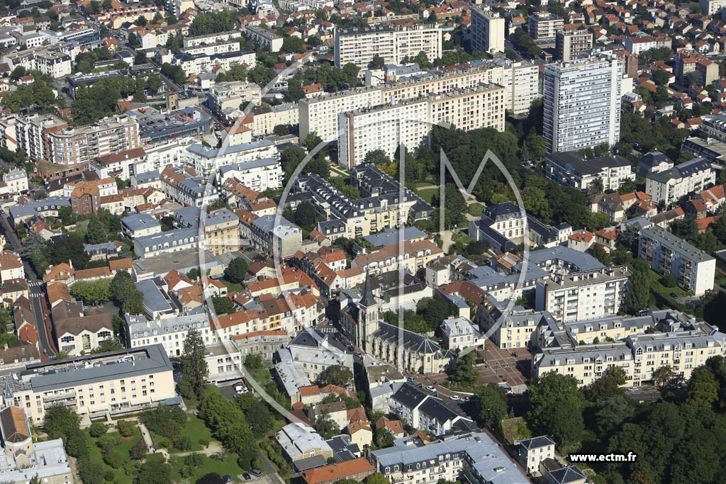 Photo arienne de Chtillon (Vieux Bourg - Malraux)