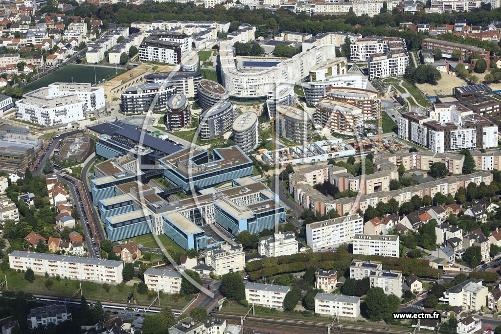 Photo arienne de Issy-les-Moulineaux (les pinettes)