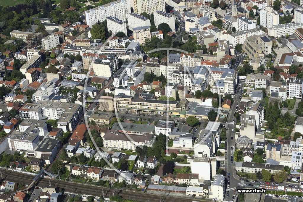 Photo arienne de Vanves (Centre Saint-Rmy)