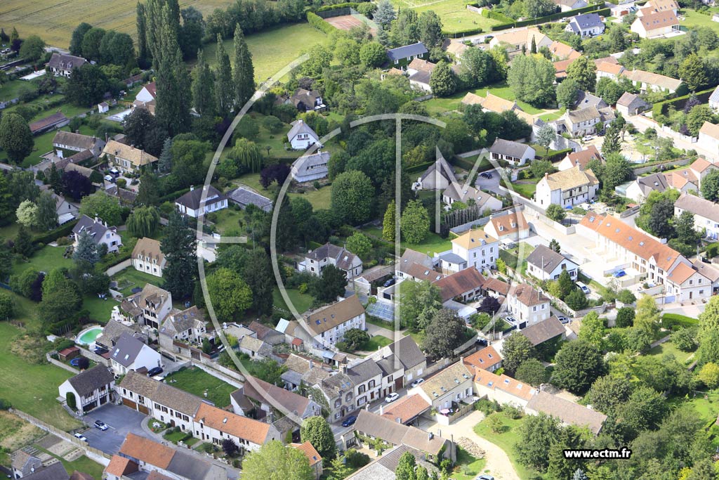 Photo arienne de Arnouville-ls-Mantes
