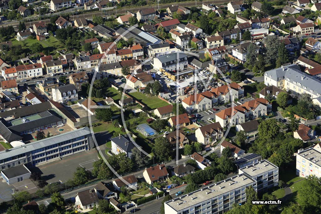 Photo arienne de Bonnires-sur-Seine (Quartier de l'Avenue de la Rpublique)