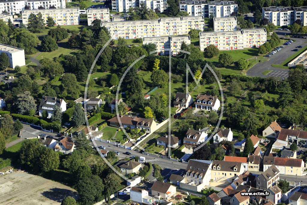 Photo arienne de Bonnires-sur-Seine (Quartier des Rues J. Deschamps et L. Ganbetta)