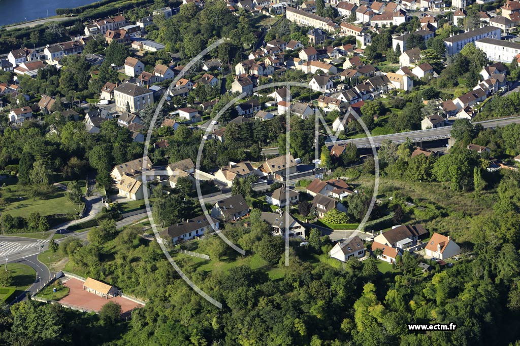 Photo arienne de Bonnires-sur-Seine (Quartier La Croix-du-Mont)