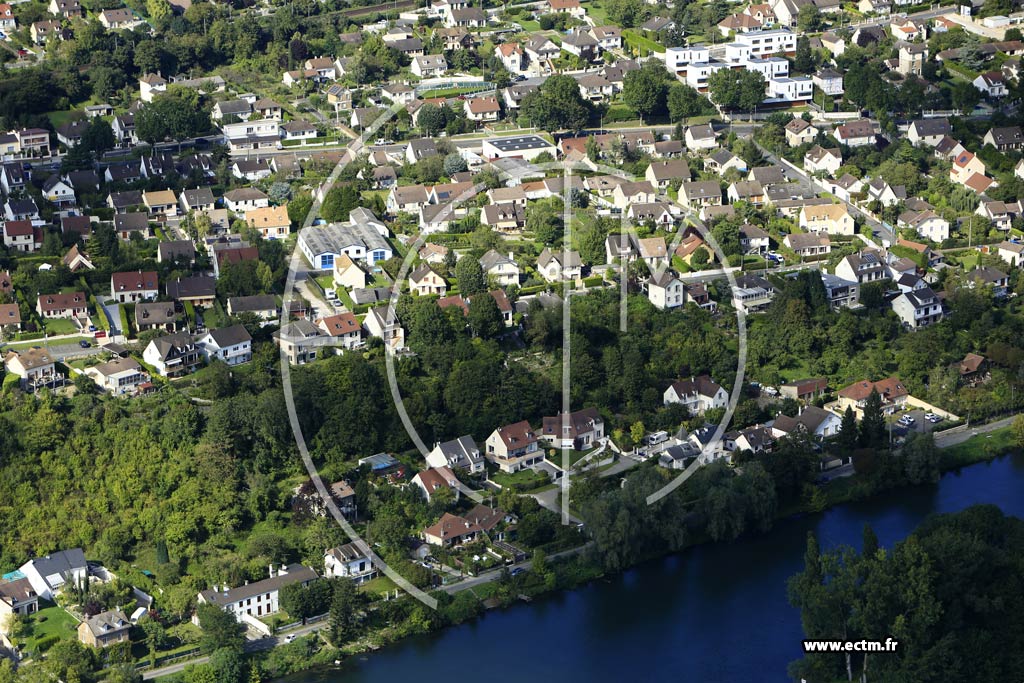 Photo arienne de Juziers (Quartier du Quai Lon Chausson)