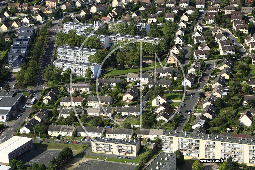 Photo arienne de Limay (Quartier de l'Avenue de la Paix)