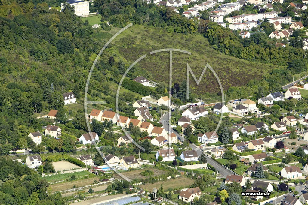 Photo arienne de Limay (Quartier du Chteau des Clestins)